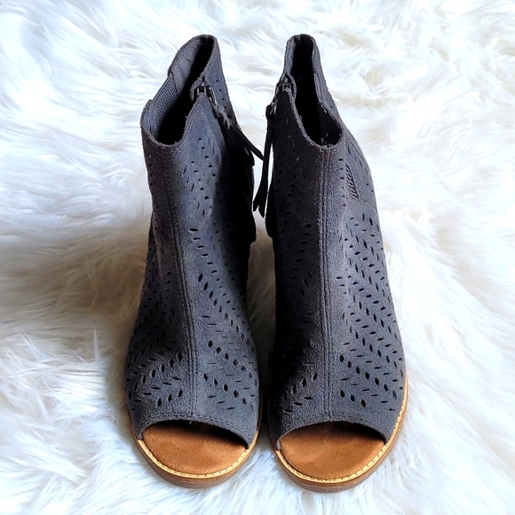 Toms Women Leaf Majorca Suede Peep Toe Ankle Heels Shoes Sandals sz 8.5 - Picture 4 of 10